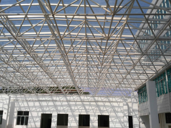 镇江管桁架加工中需要注意哪些问题?